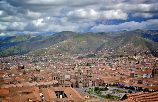 PE Cusco Plaza Center